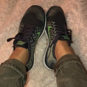 Nike Free 4.0 Flynit Shoes